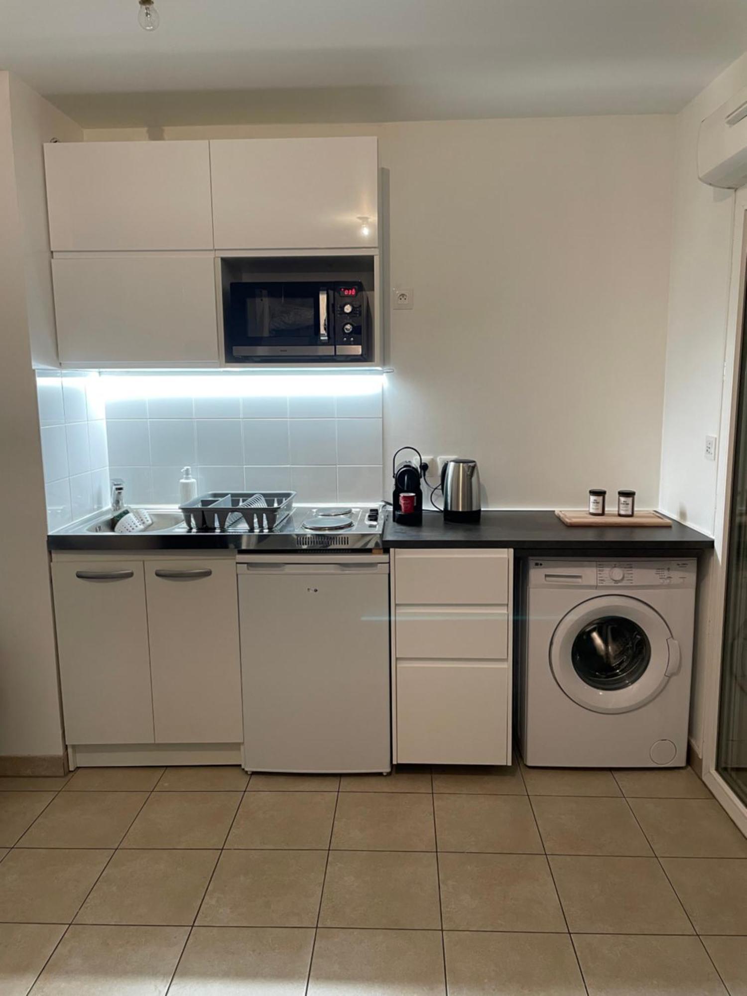 Appartement Lahcen Thorigny-sur-Marne Eksteriør bilde